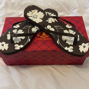 Tory Burch Flip flops